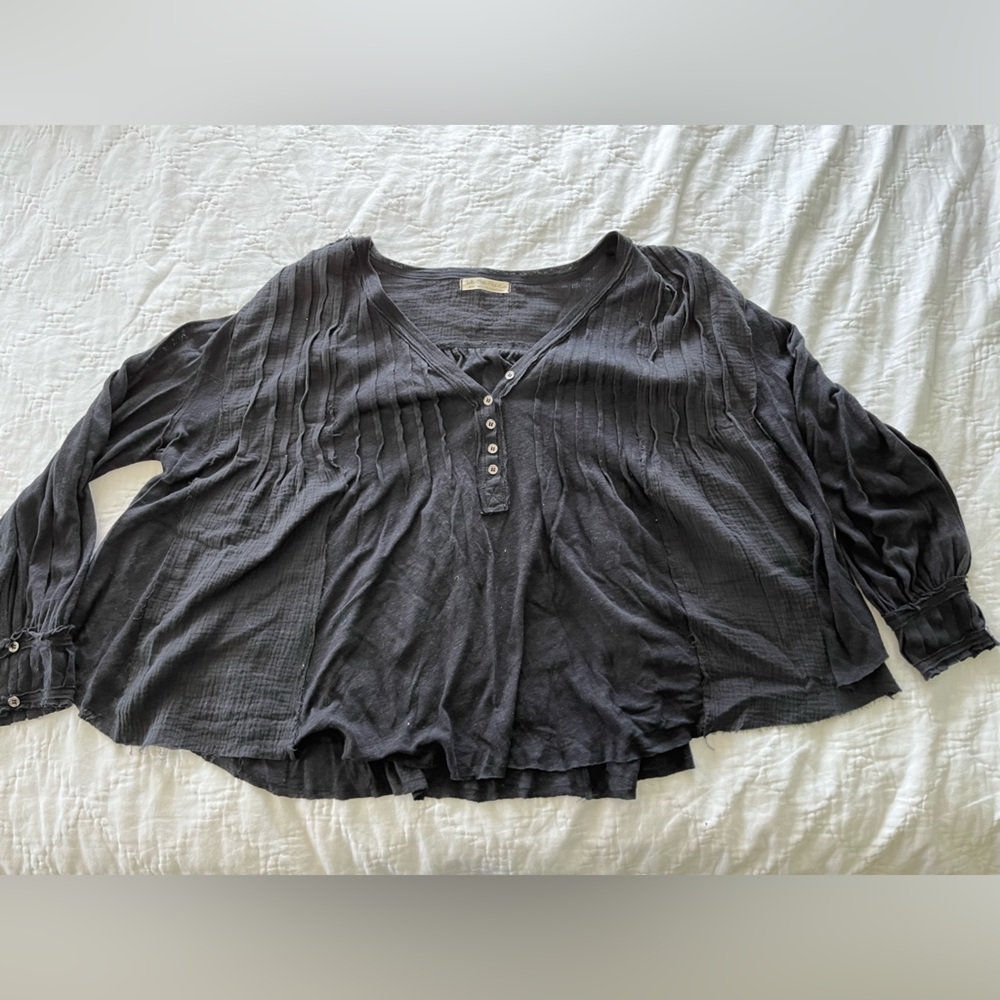 Free People Size Small Oversized Black Blouse
